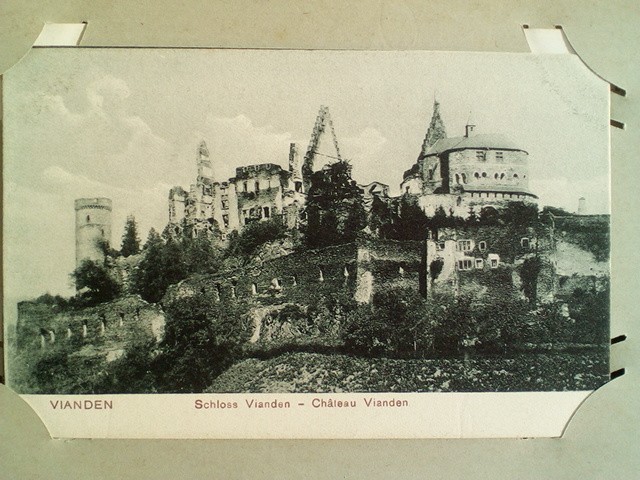 /Luxemburg/LU_Place_1900-1949_Vianden. Chateau Vianden. Schlob Vianden.jpg